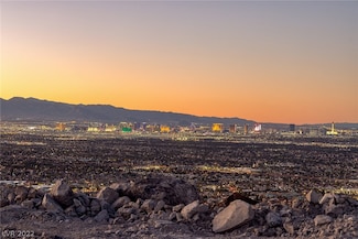 631 Grand Rim Dr, Henderson, NV 89012