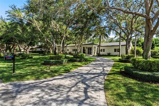 11905 SW 66th Ave, Miami, FL 33156