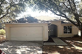 3004 Summer House Dr, Valrico, FL 33594