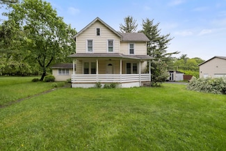 349 Carlton Rd, Mount Pocono, PA 18344