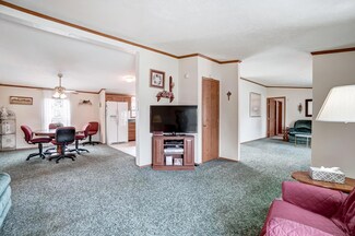 4005 Westbury Dr, Fort Wayne, IN 46804