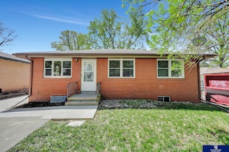 4915 Fremont St, Lincoln, NE 68504
