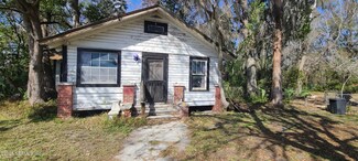 22662 Park St, Lawtey, FL 32058