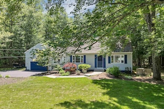 13 Evergreen Dr, Bow, NH 03304