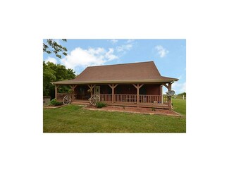 23305 Bowlin Rd, Weston, MO 64098