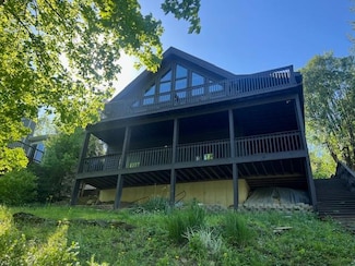 1361 Heidi Haven Dr, Lawrenceburg, IN 47025
