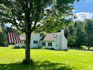 1020 Maplecrest Rd, Windham, NY 12439