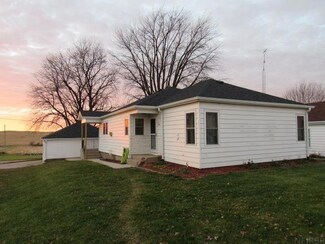 607 Leffler St, Bernard, IA 52032