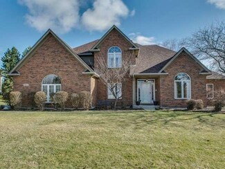1811 Robert Ln Unit 1, Naperville, IL 60564