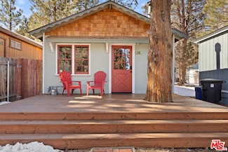 548 Spruce Ln, Sugarloaf, CA 92386