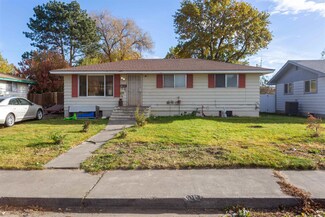 1707 N 24th Ave, Pasco, WA 99301