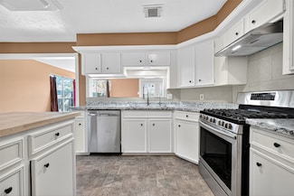 923 Valley Ranch Dr, Katy, TX 77450