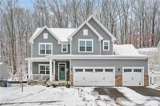 122 Woodsman Ridge Dr, Zelienople, PA 16063