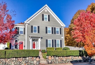 77 Ashland St Unit 1, Melrose, MA 02176