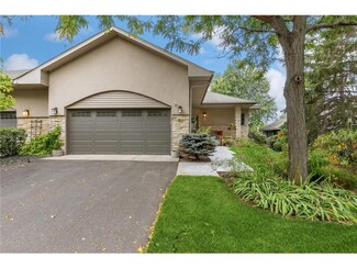 33 Summit View, Saint Paul, MN 55127