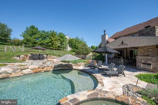 4801 Renoir Ln, Schwenksville, PA 19473