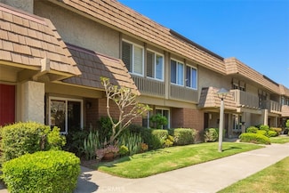 10300 Columbia River Ct, Fountain Valley, CA 92708