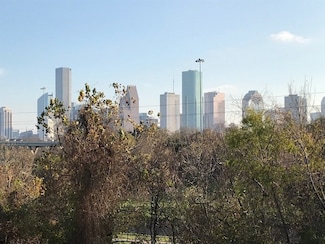 1860 White Oak Dr Unit 205, Houston, TX 77009