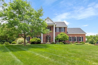 61705 Greentree Dr, South Bend, IN 46614