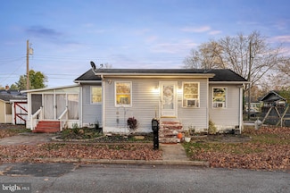 243 J St, Penns Grove, NJ 08069
