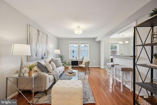 1280 Raum St NE Unit 4, Washington, DC 20002