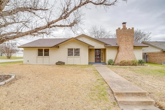 1201 Juniper Ln, Benbrook, TX 76126