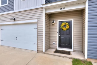 1854 Gabriel Ln, Sumter, SC 29150