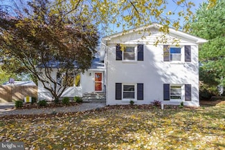 5400 Greystone St, Chevy Chase, MD 20815