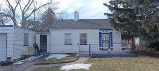 4330 W 130th St, Cleveland, OH 44135