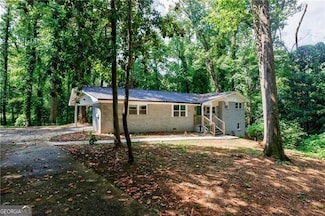 4305 Christine Ct, Decatur, GA 30035