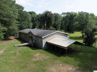 936 Lake Whitland Dr, Talladega, AL 35160