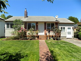 471 25th Ave, Longview, WA 98632