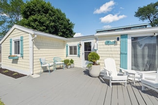 3 Riverside Dr, Newbury, MA 01951