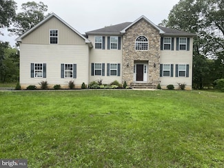 5 Sameera Ct, New Egypt, NJ 08533