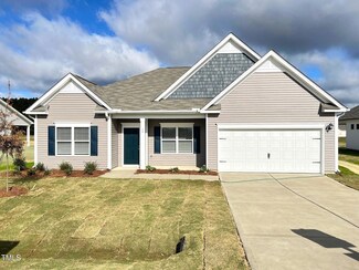 76 Citizens Ct Unit 29, Four Oaks, NC 27524