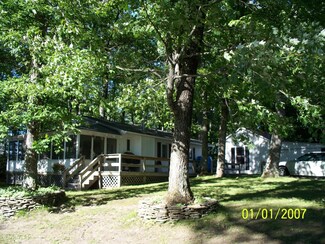 14879 S Rue Des Roches Row, Barbeau, MI 49710