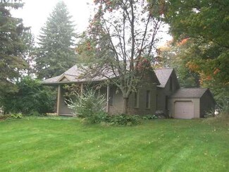 174 E 28 Rd, Boon, MI 49618