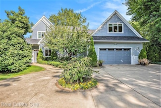 1301 Romney Rd, Bloomfield Hills, MI 48304