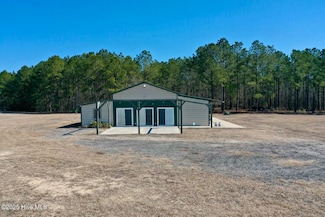 6494 River Rd, Vanceboro, NC 28586