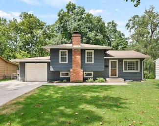 10812 W 71st Place, Shawnee, KS 66203