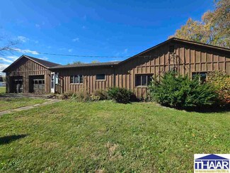 304 E Ohio St, Centerpoint, IN 47840