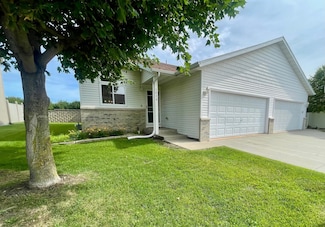 1254 Sundance Ct NE, Byron, MN 55920