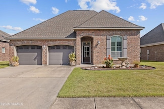 210 Woodhaven Rd, Youngsville, LA 70592