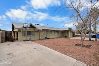 5423 W Earll Dr, Phoenix, AZ 85031