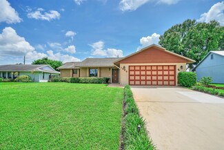 1598 SE Holiday Rd, Port Saint Lucie, FL 34952