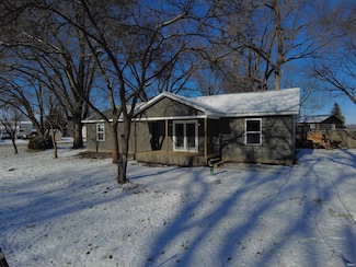 201 E 2nd St, Burnettsville, IN 47926