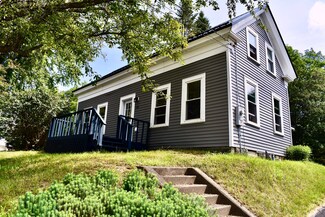 19 Riverside Dr, Eddington, ME 04428