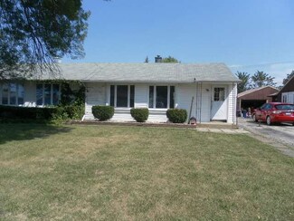 8823 S Komensky Ave, Hometown, IL 60456