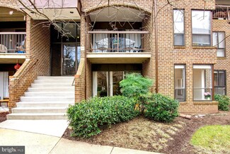 11216 Chestnut Grove Square Unit 120, Reston, VA 20190