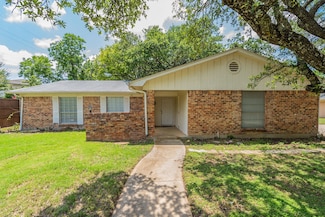5209 Wolens Way, Fort Worth, TX 76133
